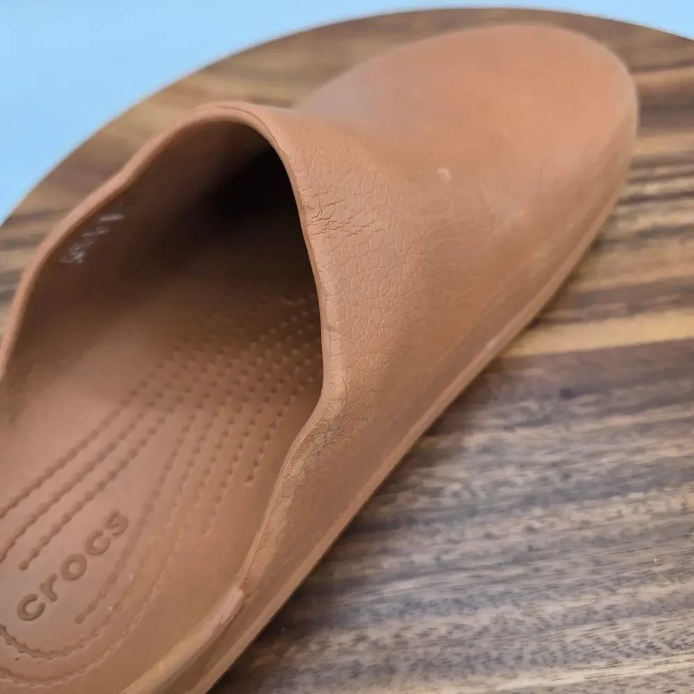 Crocs Dylan Clogs Shoes Mens 10 Cognac Brown Slip On Comfort Mules Casual